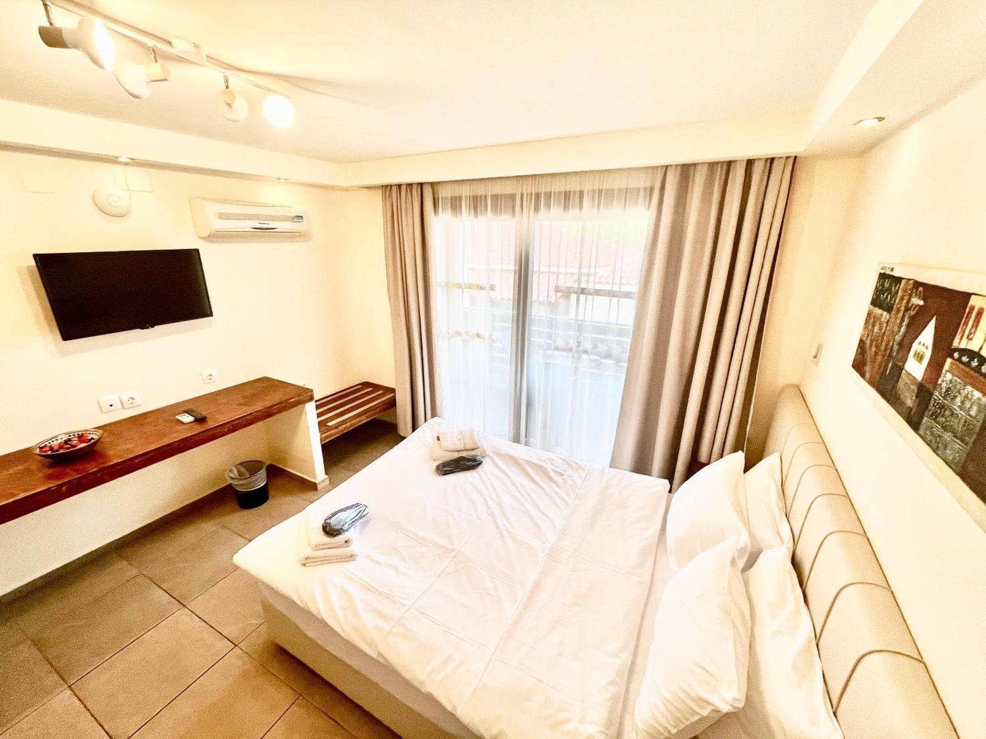 Skopelos Holidays Hotel & Spa Exterior photo